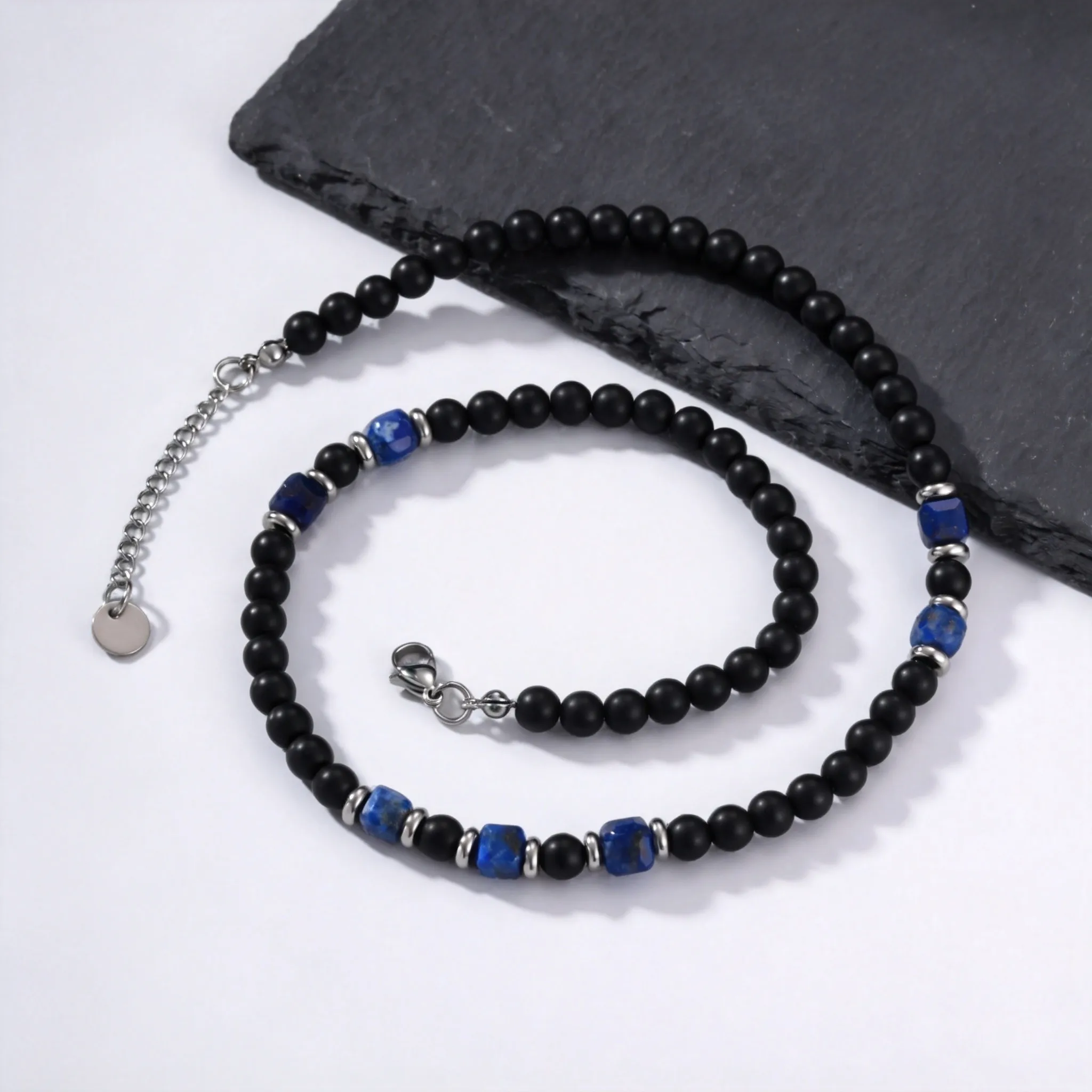Stilvolle Herren-Halskette aus Natursteinperlen, Schwarze Achat-Lapis-Perlenketten, Vintage Punk-Schmuck Geschenk für Ihn – Detail 5
