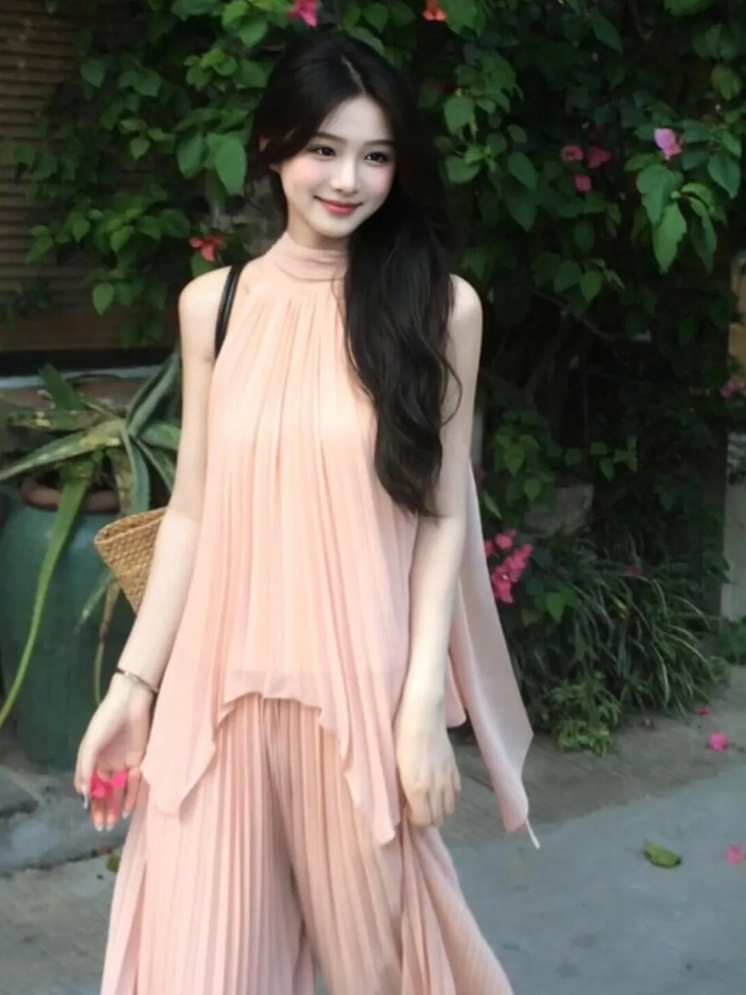

Elegant Two-Piece Set Casual Pants Strap Top Soft Style Beautiful Summer Outfit Women's Fashion Ensemble High Waist Cotton