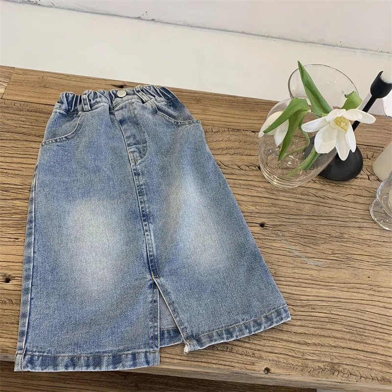 

2023 New Korean Children Denim Skirts High Waist Split Mid-Length Girls Skirts Retro Simple All-Matched Kids Clothing