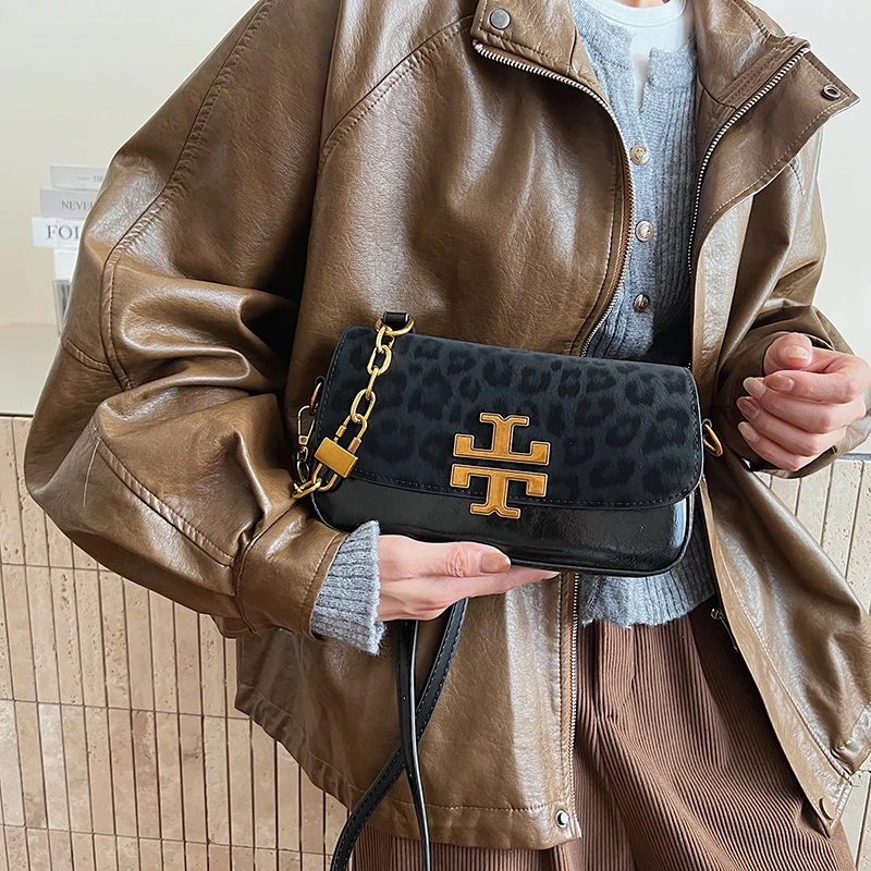 

Women's Minimalist Professional Bag for Daily Office with PU Material Multiple Compartments Anti-scratch Design Adjustable Strap