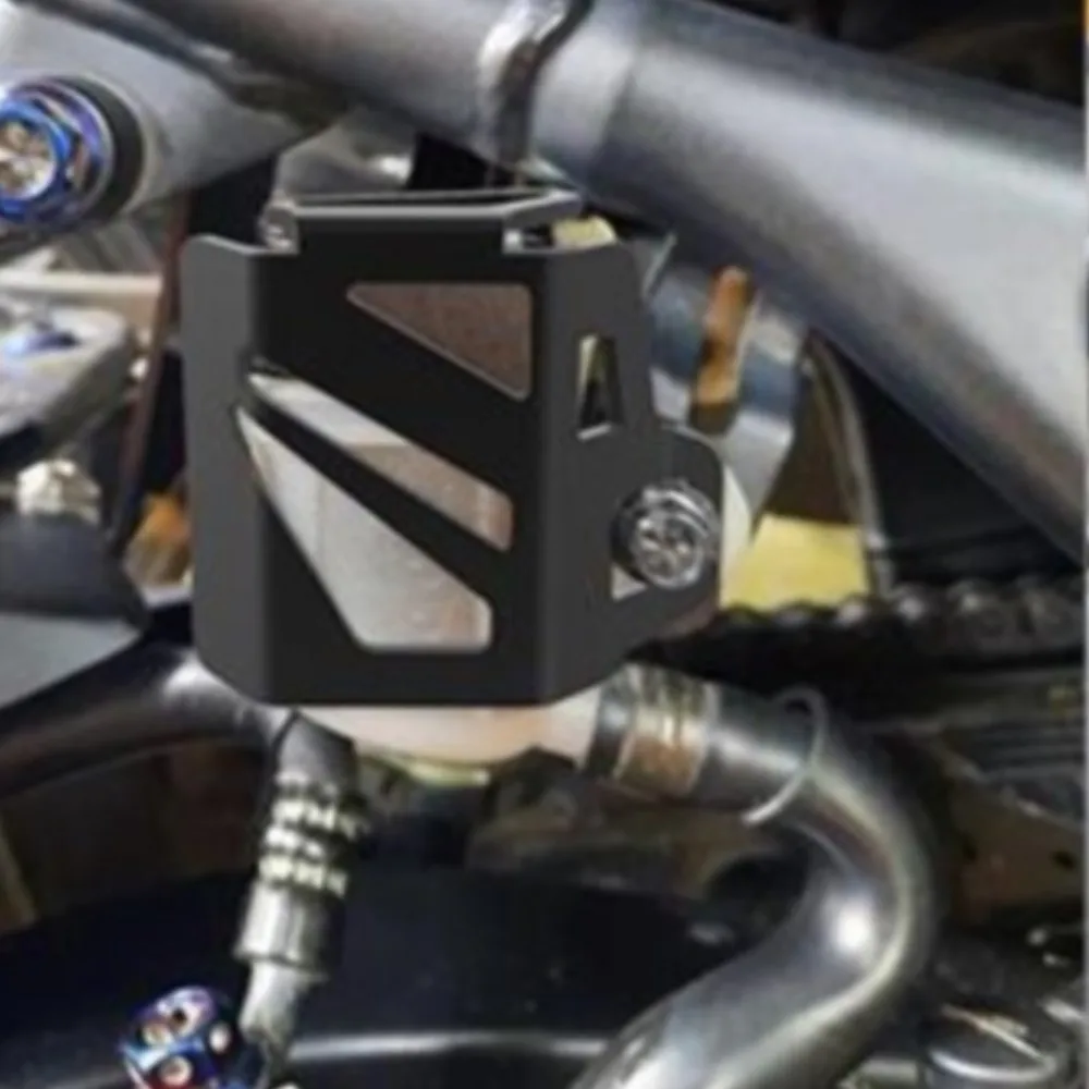 

For CFMOTO 800MT MT800 MT 800 MT 2021 2022 2023 2024 Motorcycle CNC Accessories Rear Brake Fluid Reservoir Guard Cover Protector