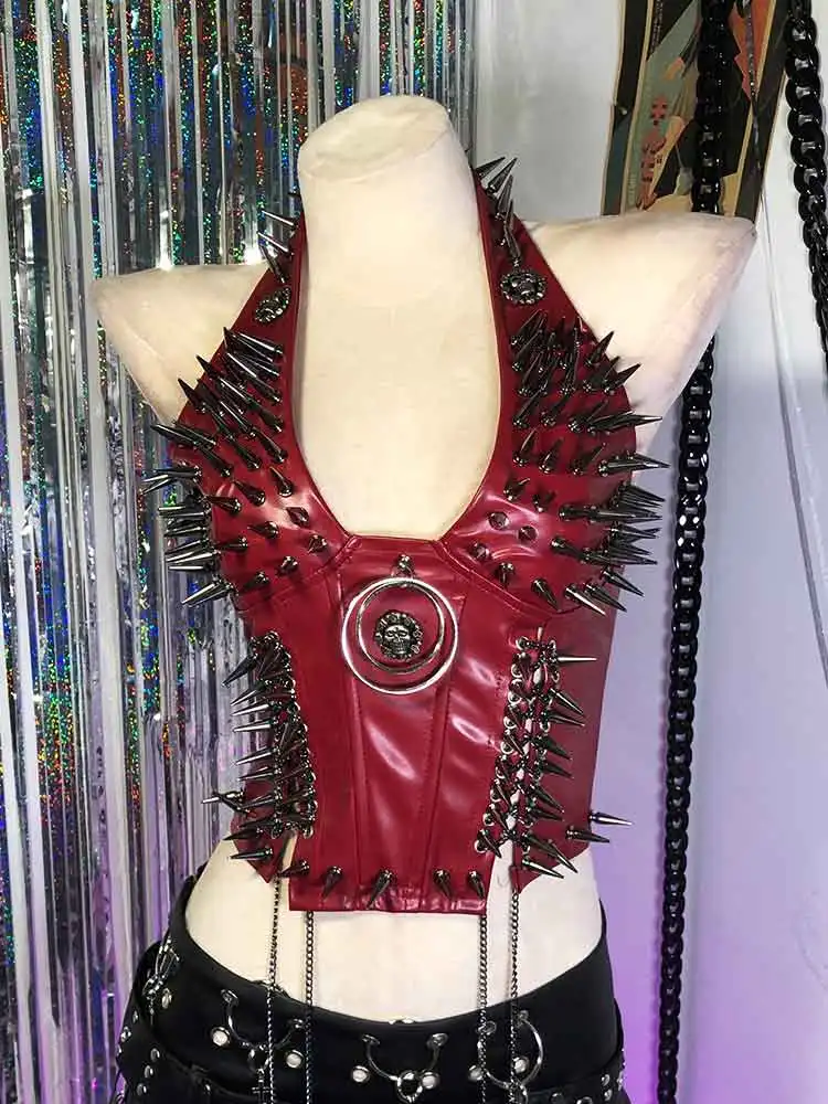 Red Gothic Emo Punk Woman Top with Spikes Grunge PU Leather Tank Y2K ALT Cyber 90s T-shirt Gothic Festival Bra Clothes for Women