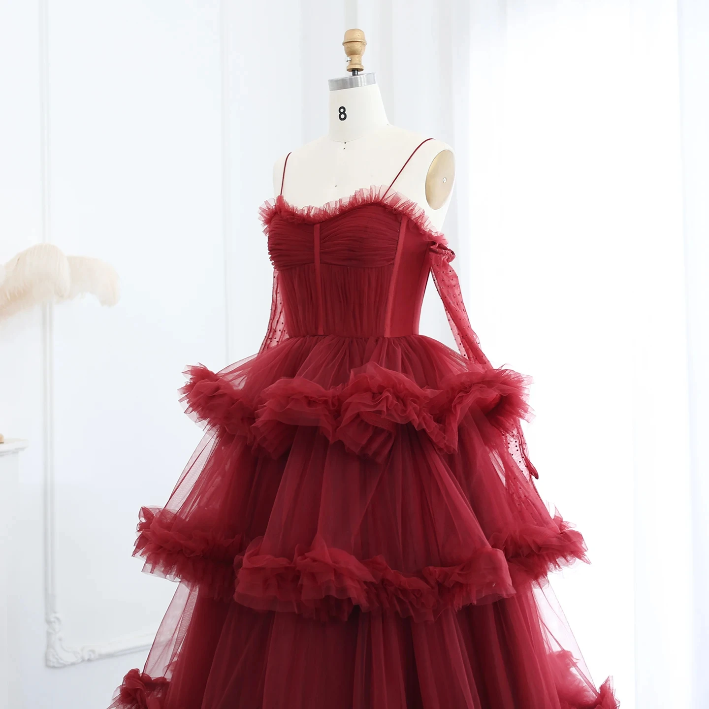 Arabic Burgundy Tulle Tiered Ruffles Evening Dresses with Gloves Pink Spaghetti Straps Wedding Party Gowns SF049