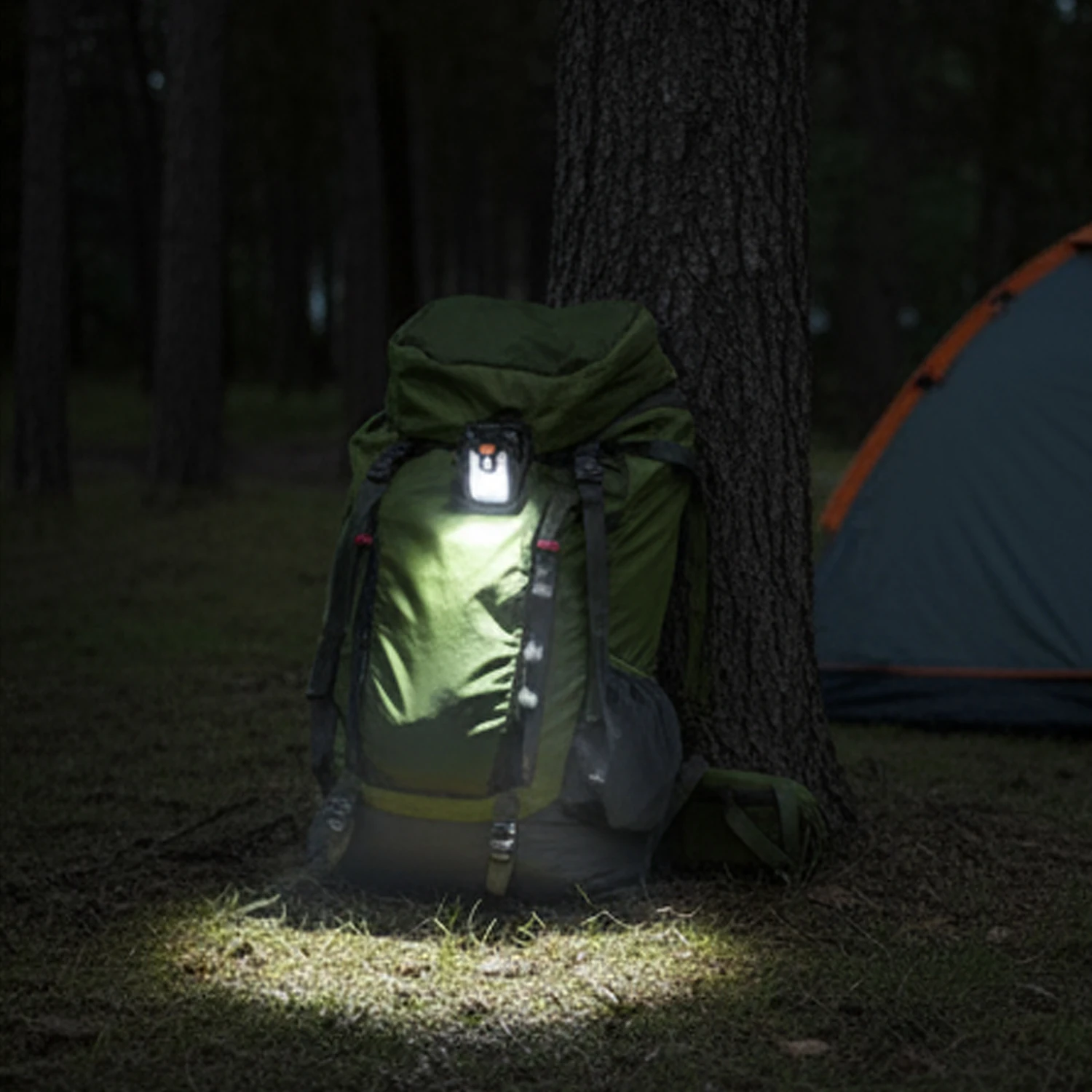 Solar Clip Light Intelligent Motion Sensor Outdoor Garden Wall Lamp IP65 Waterproof Camping Lights Rechargeable 4 Lighting Modes