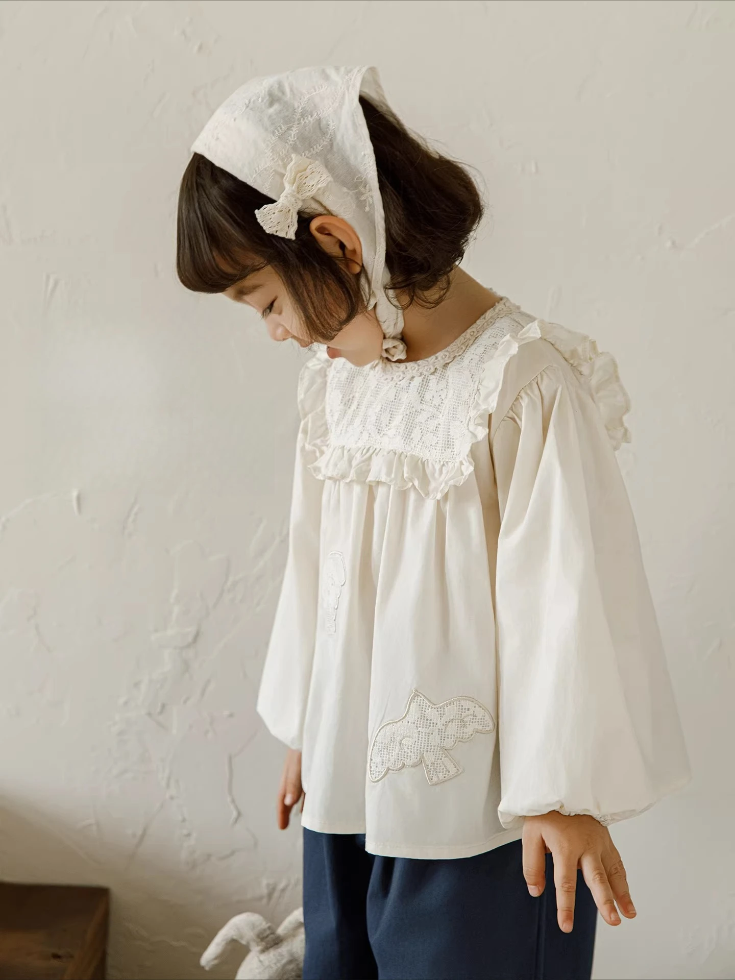 Spring Autumn Girls French Inspired Lace Top Cotton Breathable Bird Embroidery Kids Blouse 2-10 Years