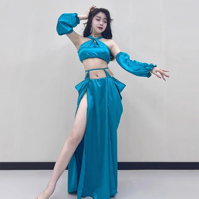 costumi di danza del ventre personalizzati abbigliamento da prestazione set di tute da allenamento sexy di fascia alta esotiche per maniche a lanterna con gonna superiore da donna
