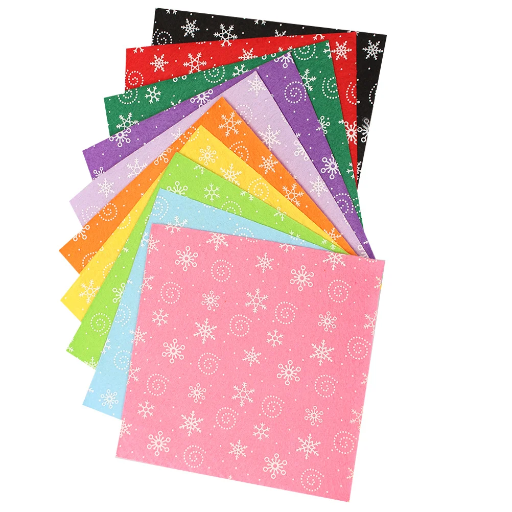 

10Pcs Christmas Snowflake DIY Non-Woven Fabrics Red 30x30cm Handmade Craft Fabric for Kids Creativity
