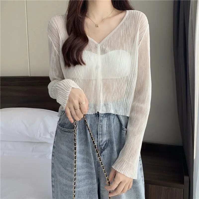 Jackets Women Crop Sun-proof Outwear Chic Summer Thin Casual Sheer V-neck Korean Style Fashion Tender Vacation Clothes All-match