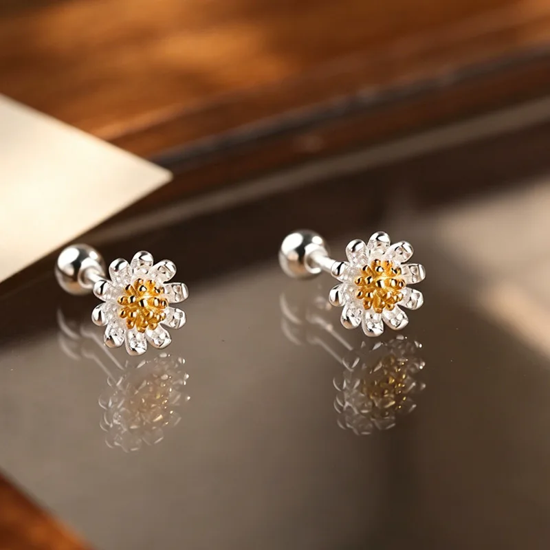 925 Sterling Silver  Stud Earrings Elegant Daisy Flower Small Classic Two Tone For Women Jewelry Gift Dropship Wholesale - view 6