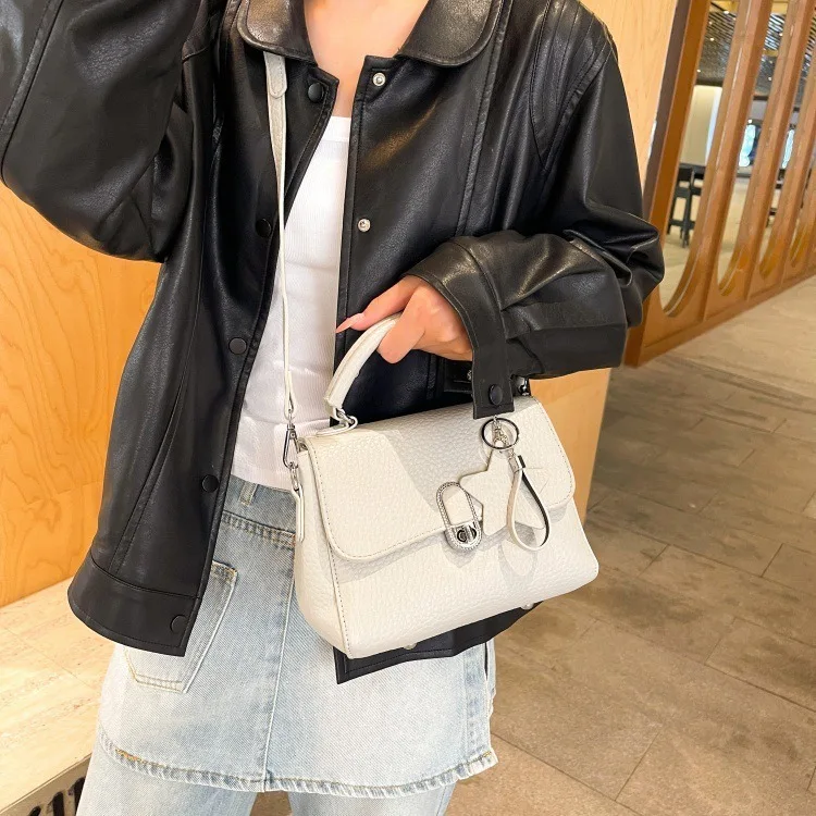 

New 2025 Women's Large Capacity Bag - Fashionable Daily Casual, Tote Shoulder & Crossbody