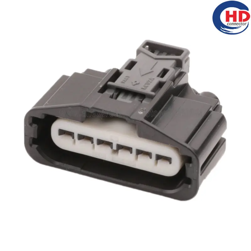 

6pin auto waterproof electric plastic wire harness connector 6189-7911