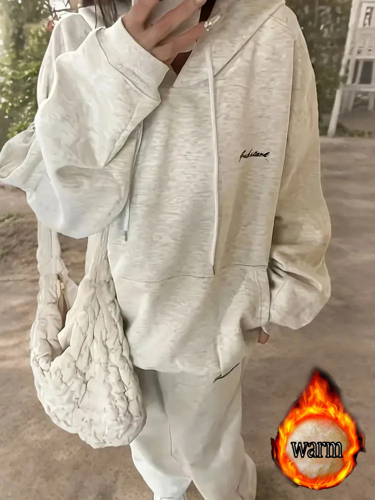 

Autumn and Winter Women's Sweatshirt and Pants Set, Fleece-Lined and Thickened for Warmth, Korean Style New Loose Hooded Sweatshirt, Casual and Comfortable Wide-Leg Pants, Lazy Style Two-Piece Set