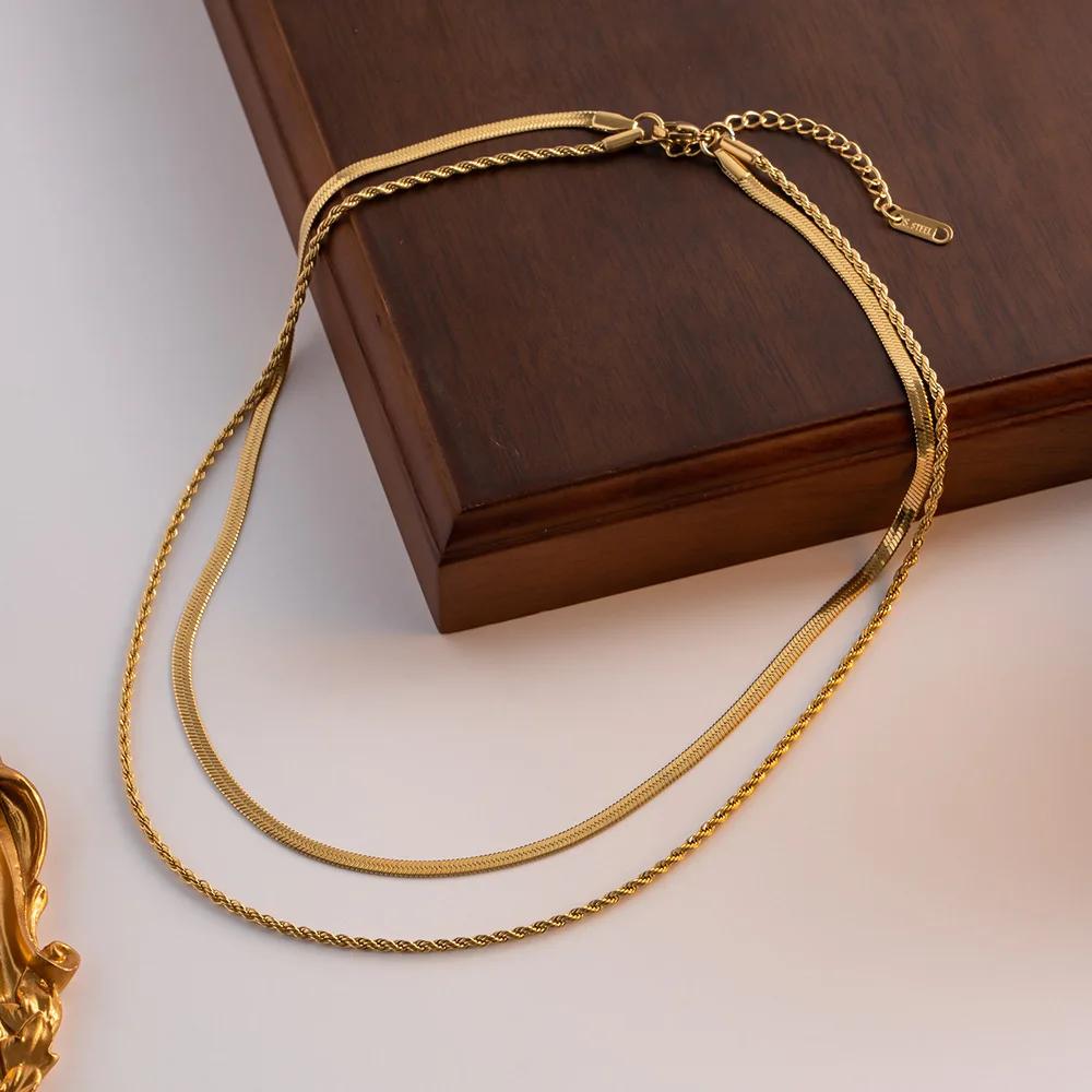 Fashionable Double Layer Twist Necklace for Women Luxury Minimalist Stainless Steel Jewelry Accessory Stackable