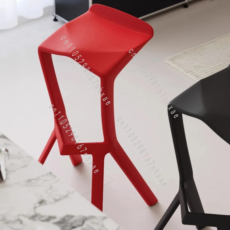 Backrest Geometric Design Durable Plastic Kitchen Chair for Home Modern High Bar Stool with Eco-Friendly PP