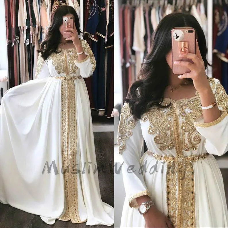 Caftan Morrocan White Prom Dresses With Gold Appliques Long Sleeve Beaded Dubai Abaya Evening Dress Plus Size Formal Customized