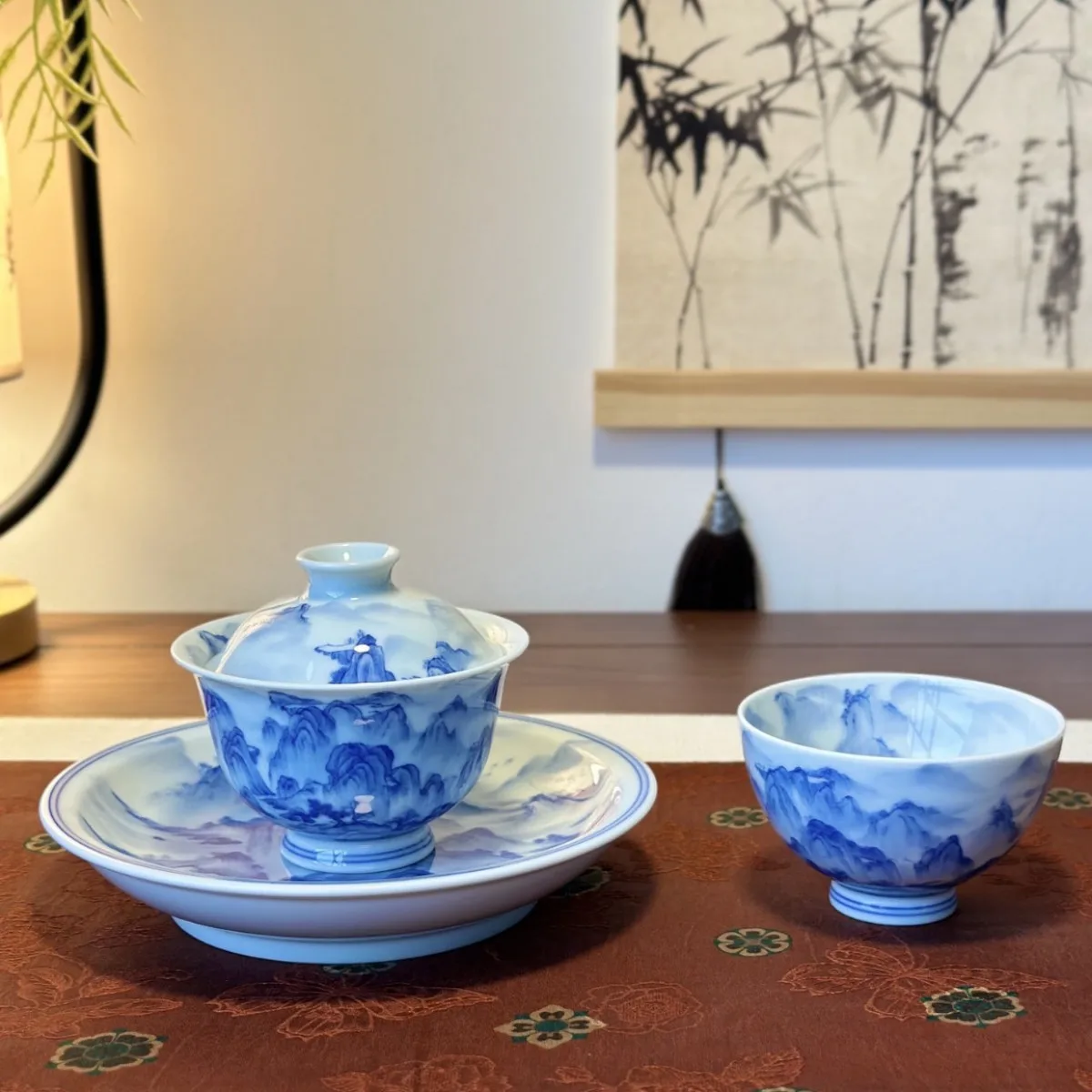 Blue and white Song Dynasty landscape cover bowl set, high-end Jingdezhen handmade hand-painted tea set