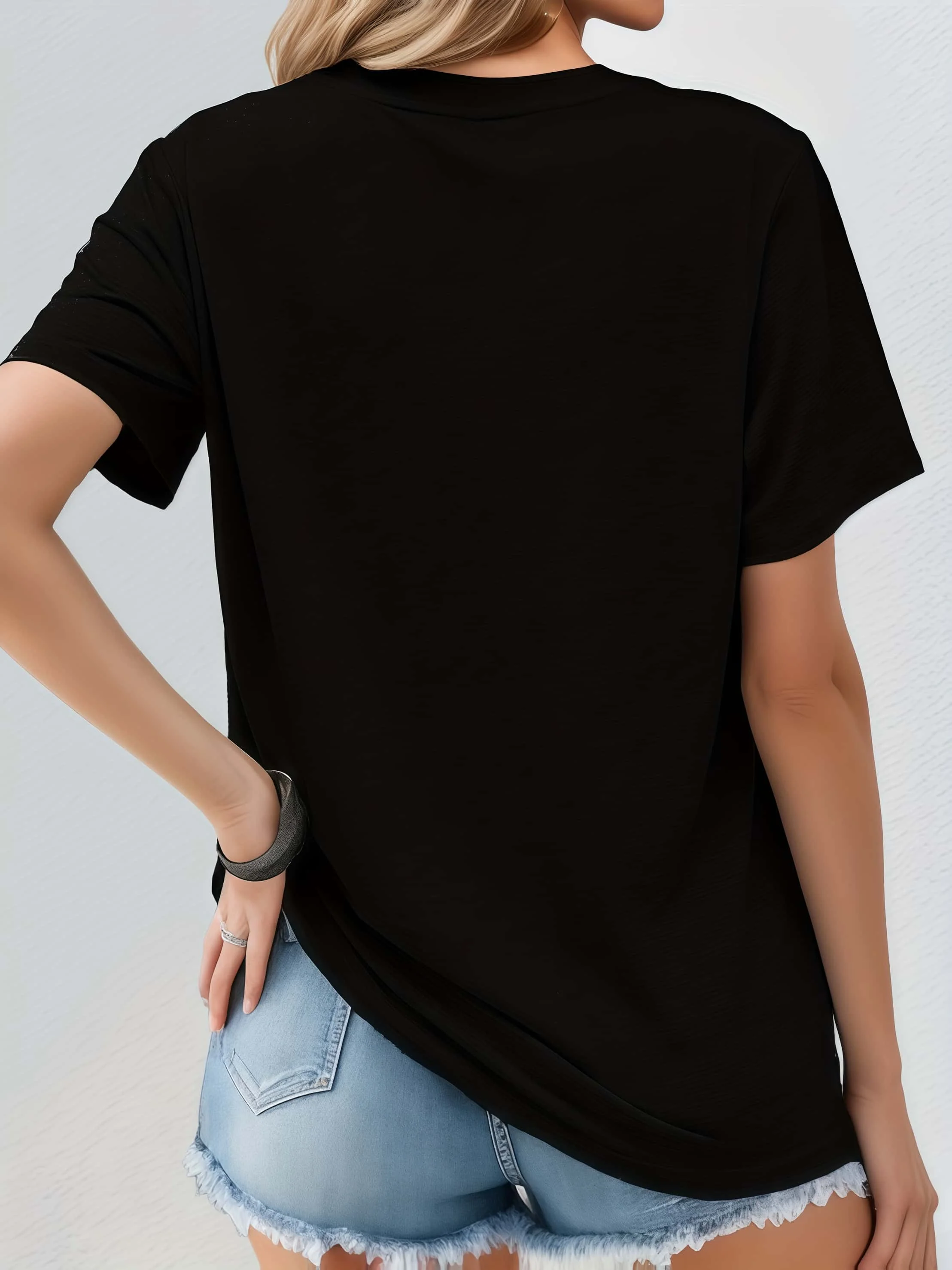 Creative Simulation 3D Printed Short Sleeved T-shirt with Holes, Personalized and Funny Round Neck Top  Summer Loose Trend