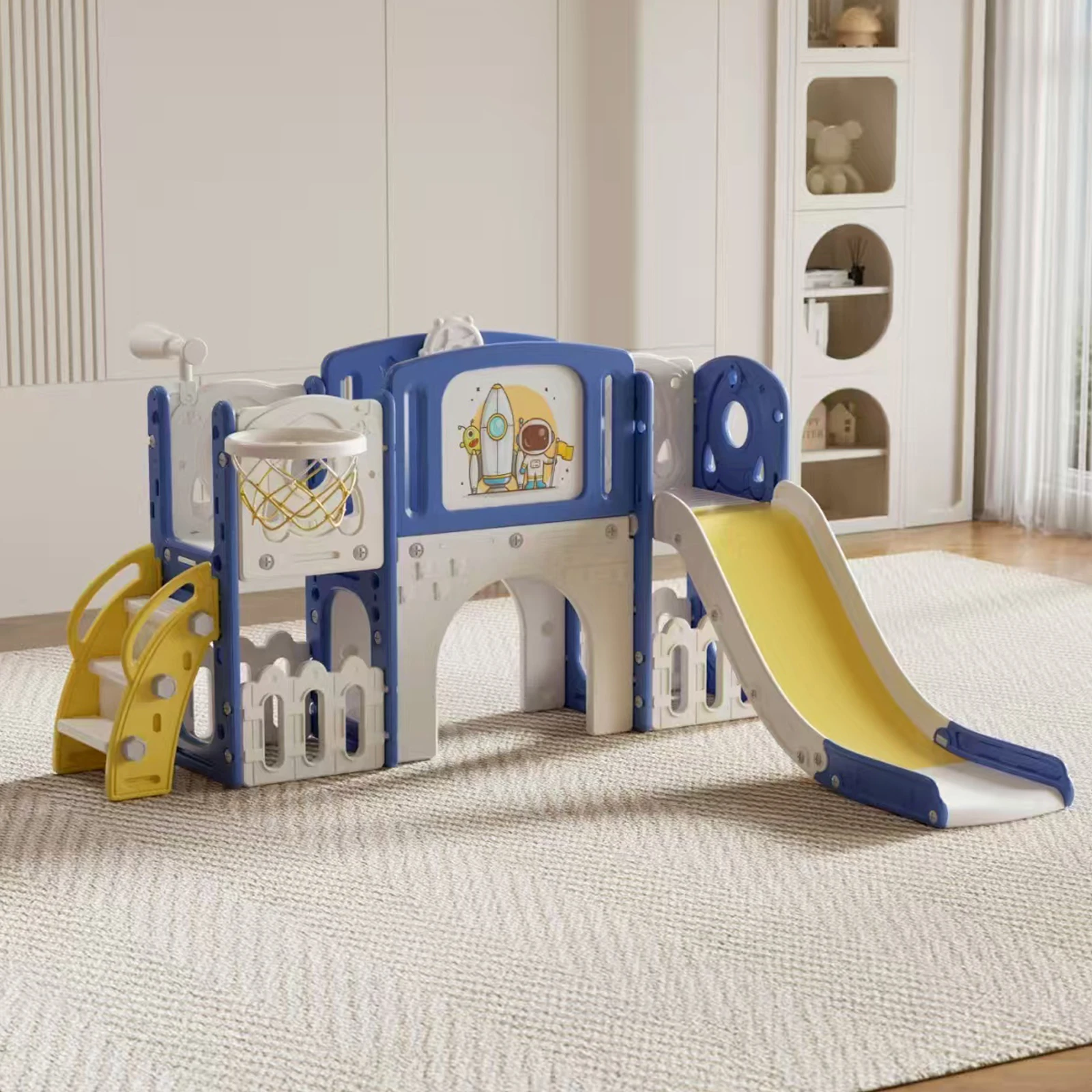 Babyrutsche Kleinkind Rutschfeste Sicherheitsgeländer Innenbereich Wohnzimmer Spielzeug für 1-3 Jahre Alte, Kinderrutsche mit Schaukel und Basketballkorb