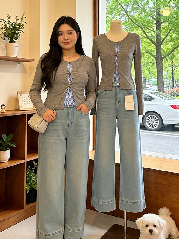 

Large Size Knitted Top Women's Spring 2026 New Style Color Block Knot Design Casual Fashion Set with High Waist Jeans