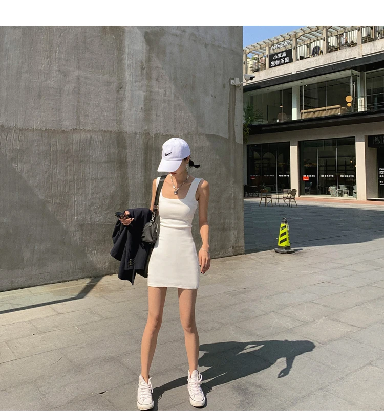 AOSSVIAO Sexy Slim Fit Bodycon Minikleider für Frauen 2026 Sommer Neuankömmling Schwarz Weiß Grau Tankkleid mit quadratischem Ausschnitt – Detail 29