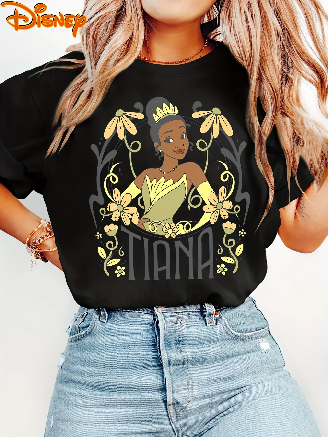 

2025 Disney Pattern Printed Women's Casual Comfortable Unique Smiling Face Black Round Neck Short Sleeve T-shirt