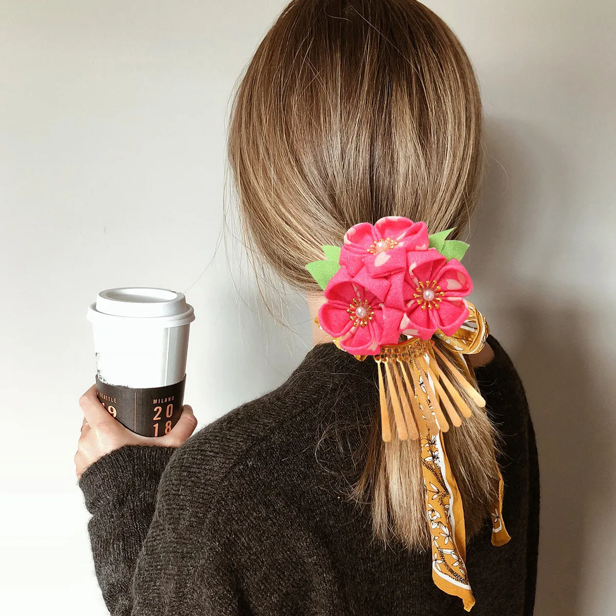 

2 шт. цветочные повязки на голову для женщин и девочек, модные тканевые головные уборы, изысканные аксессуары для волос с цветами, элегантные украшения для вечеринок, свадеб и повседневной носки