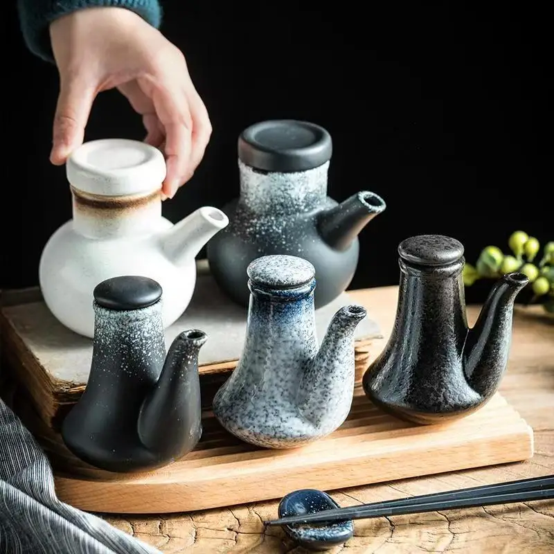 

Japanese Style Ceramic Seasoning Bottle with Lid Leak Proof Soy Sauce Vinegar Pot Household Storage Container Kitchen Utensils
