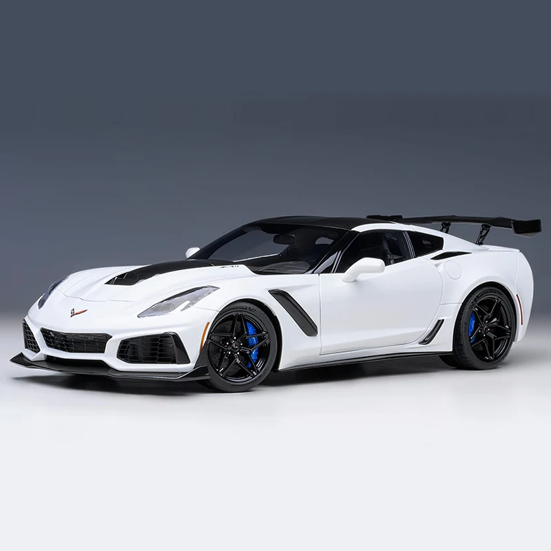 AUTOART 1/18  CHEVROLET CORVETTE C7 ZR1 Car model static display birthday presents to friends