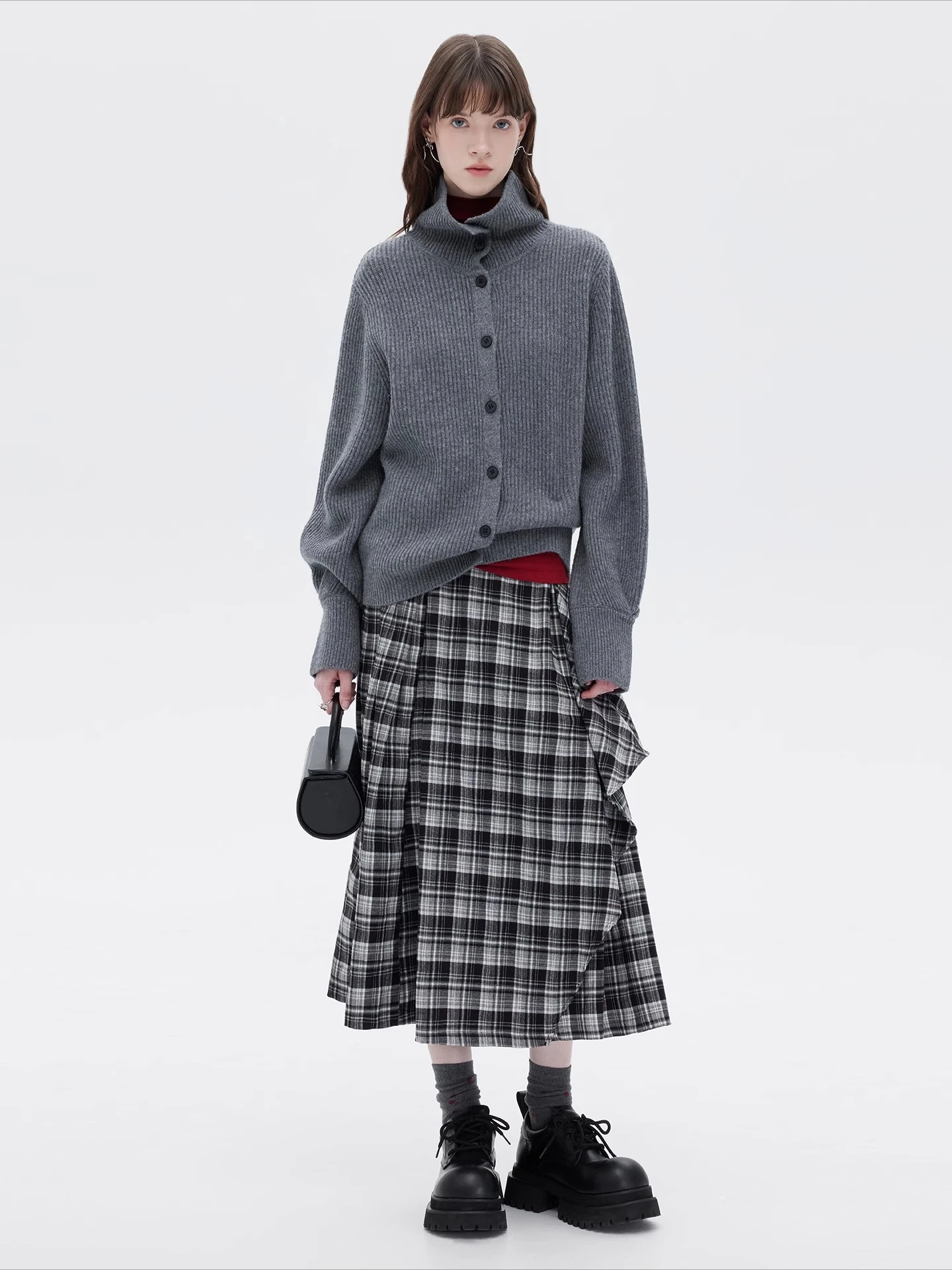 New Autumn and Winter Women's Sweater, Fashionable Commuting 100% Sheepwool Half Height Stand Up Collar Long Sleeved Cardigan