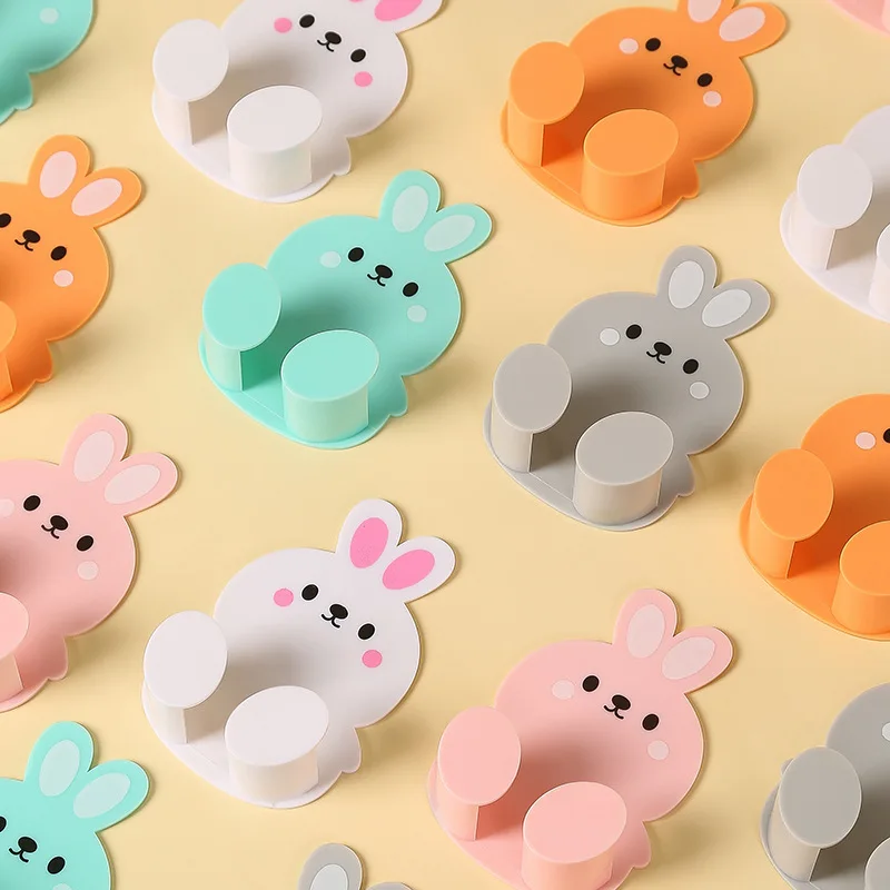 1/5Pcs Creative Cartoon Sticky Socket Head Hooks Without Drilling Electrical Socket Hooks Power Cord Plugs Organising Hooks