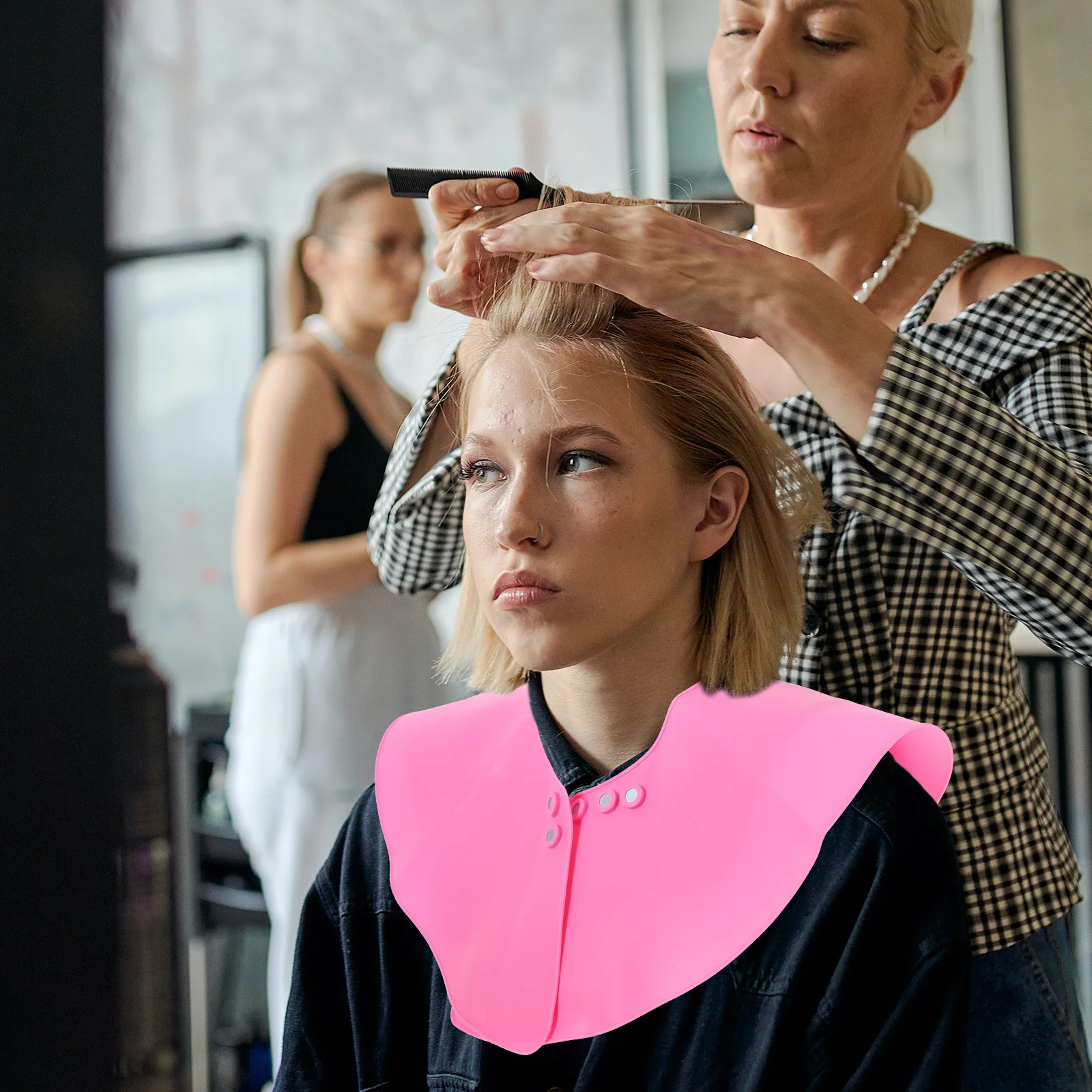 

Silicone Hair Cutting Neck Wrap Non-Slip Waterproof Cape For Salon Home Use Barber Accessories Stylist Cape