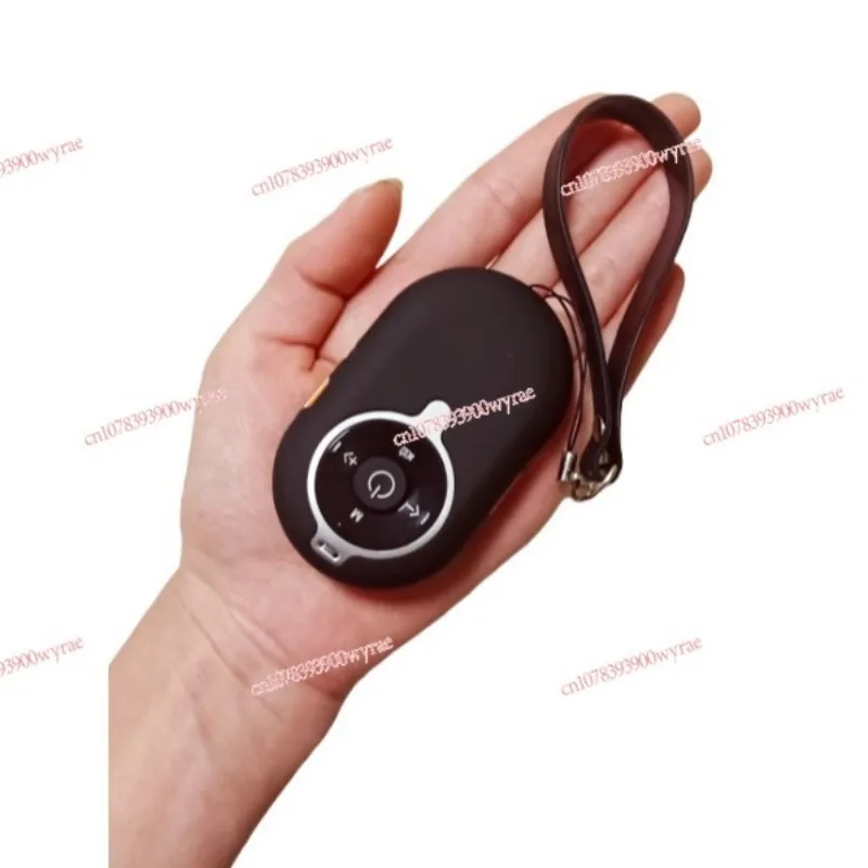 

Ultra-small Bluetooth speaker, convenient stereo, mini creative card, radio, money, outdoor sound