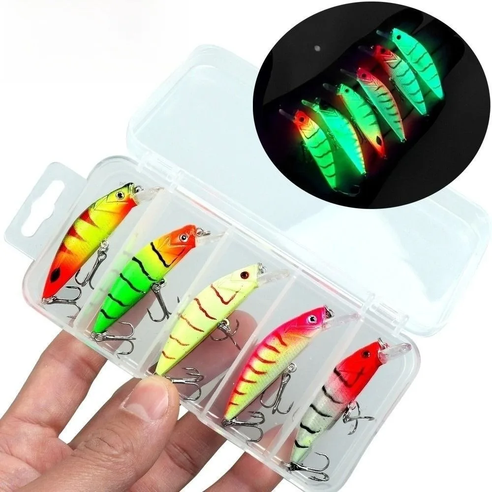 

5Pcs/Boxed 6g/5.5cm Minnow Fishing Lure Set Slow Sinking 3D Eyes Hard Artificial Bait Lifelike with 2 Trible Hook