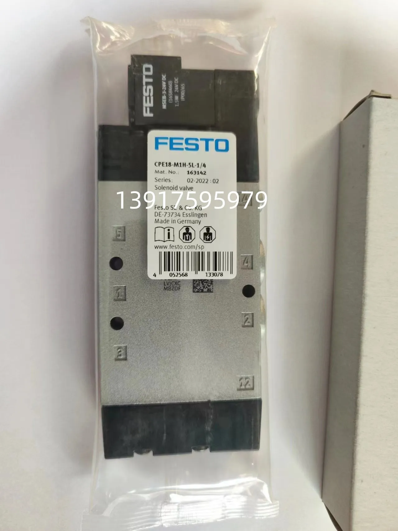 FESTO Swing silinder Festo DRRD-25-180-FH-Y10A tempat.