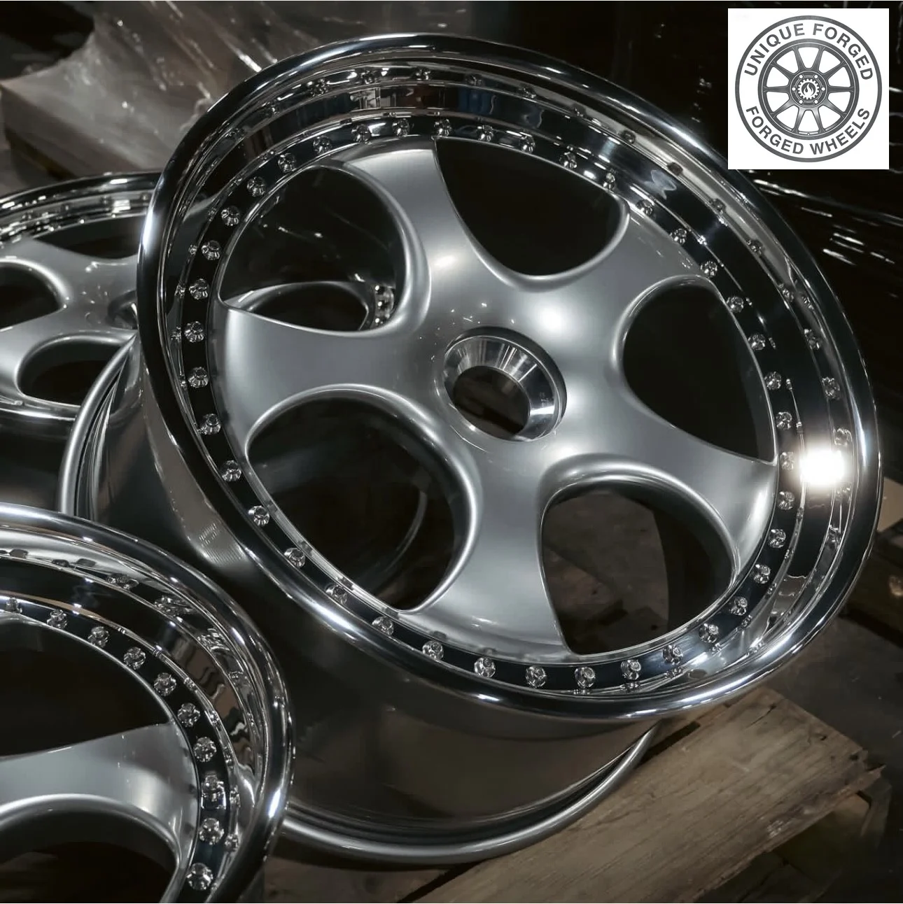 

High Quality New1/ 2 Piece Forged Wheel Rims Aluminum Wheel Rims 6061-T6 17 18 19 20 21 Inch PCD 5*114.3/120