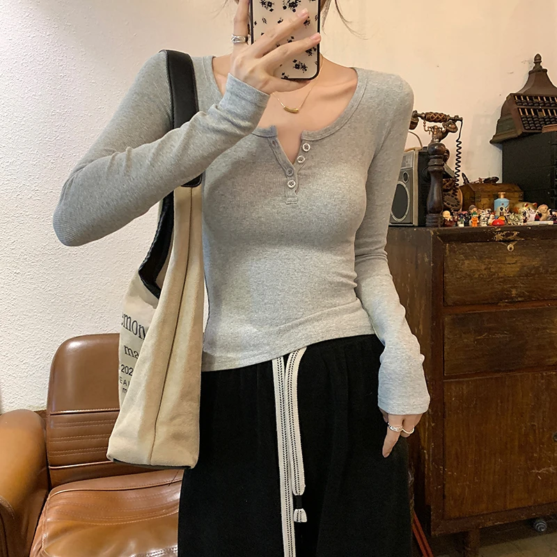AOSSVIAO 2026 Herbst Damen T-Shirt Stilvolles Langarm-Shirt in Unifarbe mit O-Ausschnitt, schmal geschnittenes Basic-Top, vielseitiges Layering-Oberteil. – Detail 22
