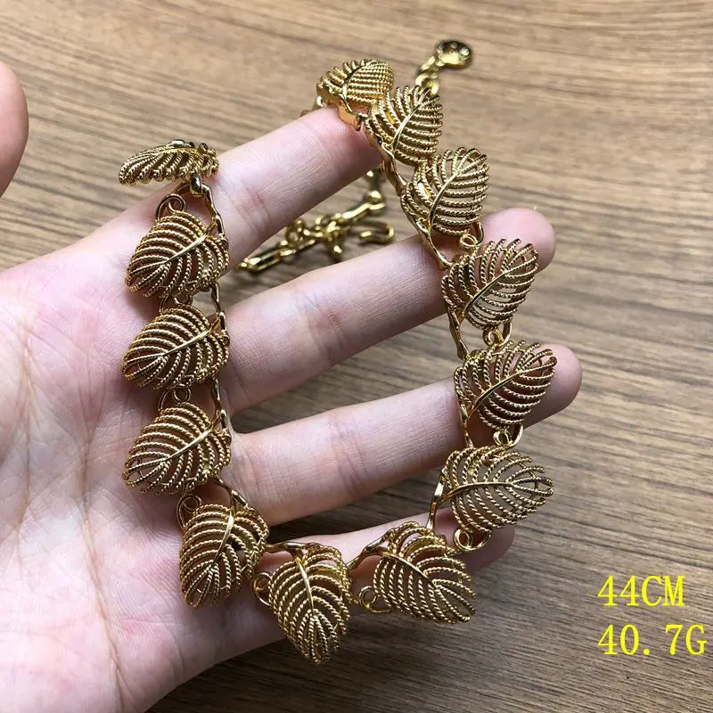 simple hollow leaf gold-plated necklace metal necklace clavicle chain necklace unique jewelry