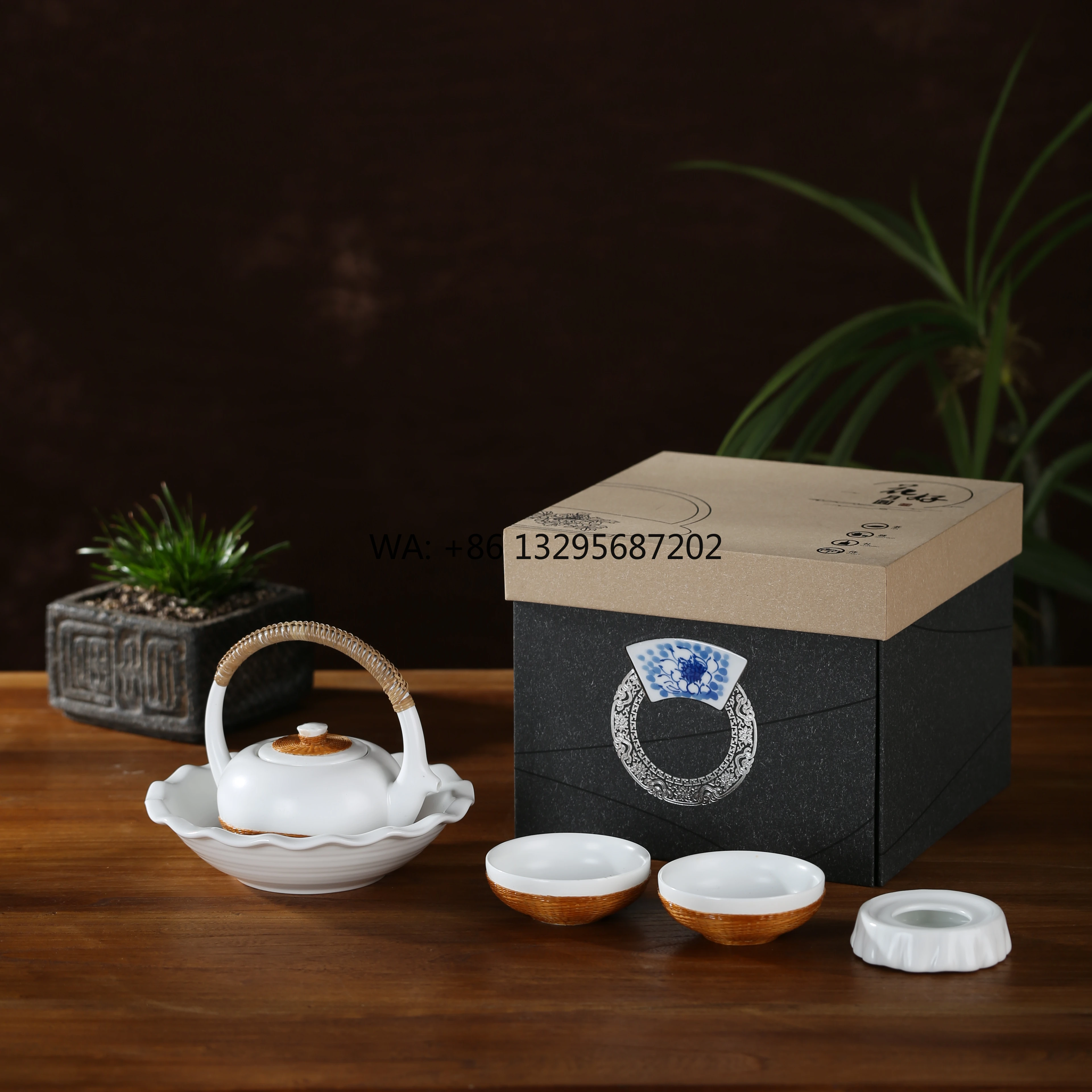 

Подарочный чайный сервиз Artisan — бамбуковый шелковый тканый горшок в полнолуние с 3 чашками, коллекция для церемоний с цветочным дизайном