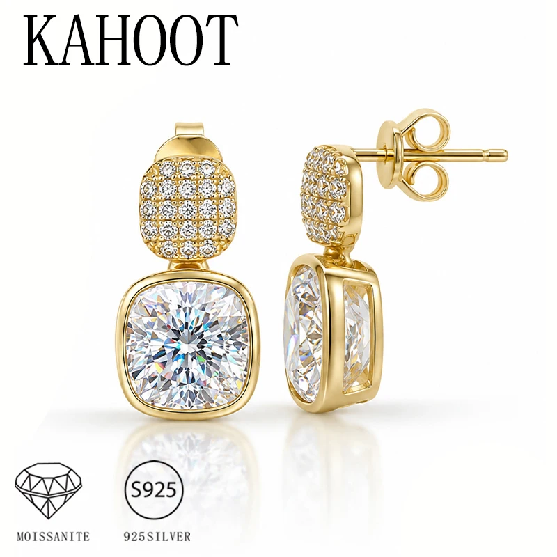 A pair of 925 sterling silver 2-carat square moissanite stud earrings, perfect for everyday wear or dates.