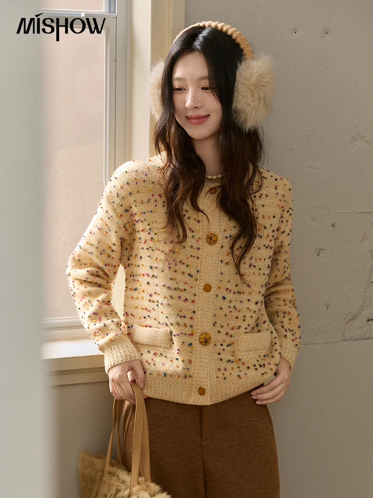 

MISHOW Colorful Yellow Sweater Cardigan for Women Winter 2025 Arctic Fleece Retro Round Neck Warm Thick Knit Sweaters MXE91Z2778