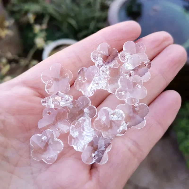 

14mm Crystal Plum Blossom Beads 2holes Glass Prisms Suncatcher Chandelier Parts Wedding Home Decor Ornaments Beads Garland