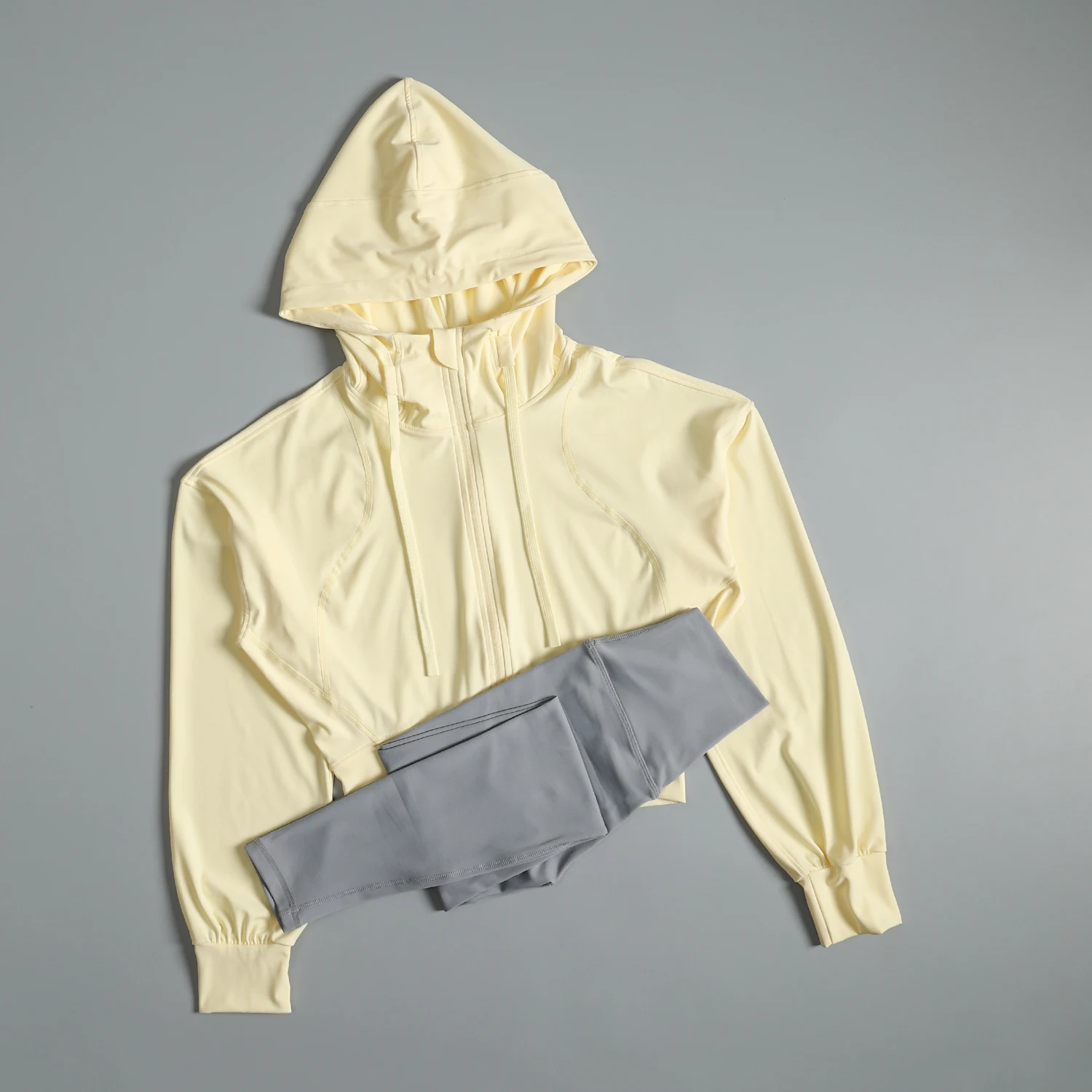 بدلة ملابس اليوغا للنساء للخريف والشتاء، سترة تدريب قصيرة ضيقة للجري، ملابس رياضية احترافية سريعة الجفاف