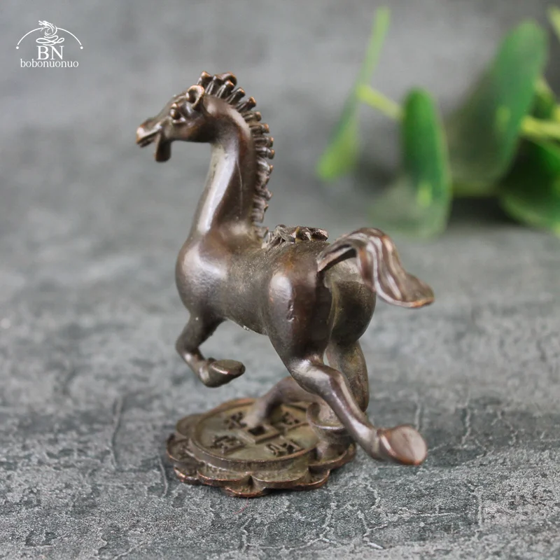 Antique Copper Running Horse Fly Statue Lucky Home Decoration Crafts Vintage Animal Figurines Miniatures Feng Shui Desk Ornament