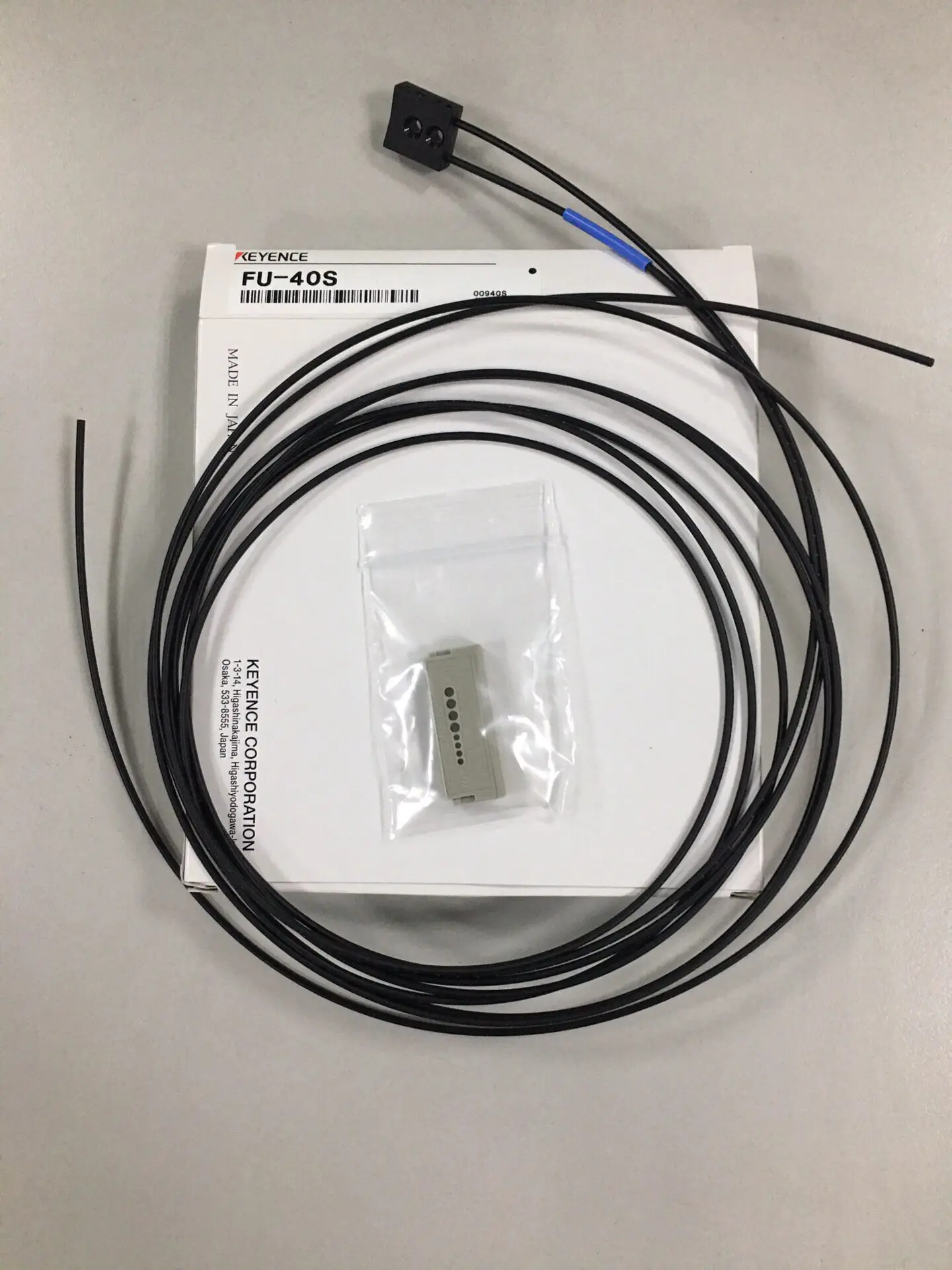 KEYENCE Fiber Optic Sensor FU-40S