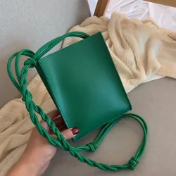 Bolso pequeño de lujo con personalidad creativa para mujer, moda de estudiantes, Diagonal, sólido, versión coreana, novedad de 2020