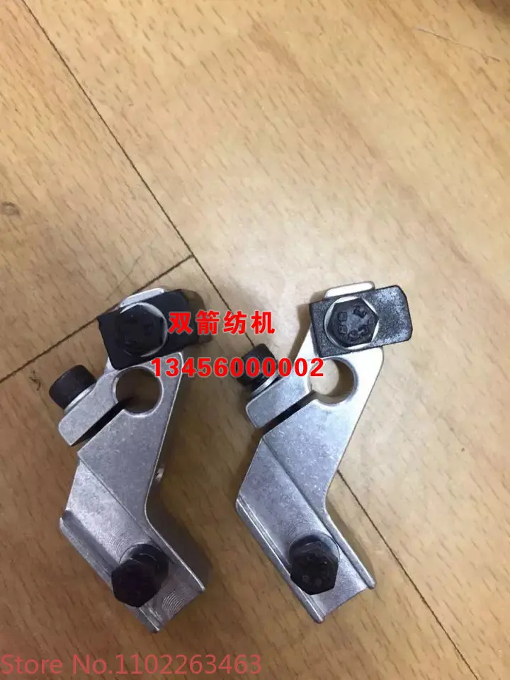 

The hook needle seat of the device has been assembled and does not have any accessories. Lv He Tie Shuangjian Spinning Machine