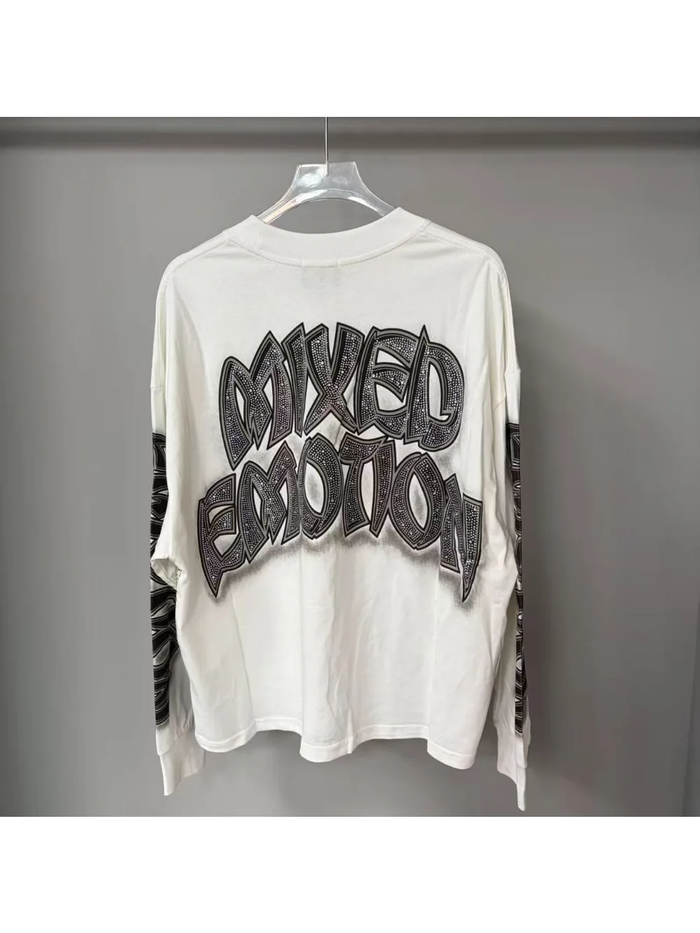 High Quality Designer MIXED-EMOTION Long sleeved T-shirt 100% cotton men's and women's Vintage Printed and hotfix rhinestone High Street Trendy Fashion Hip Hop T-shirt hoodie sweatshirt Pullover
