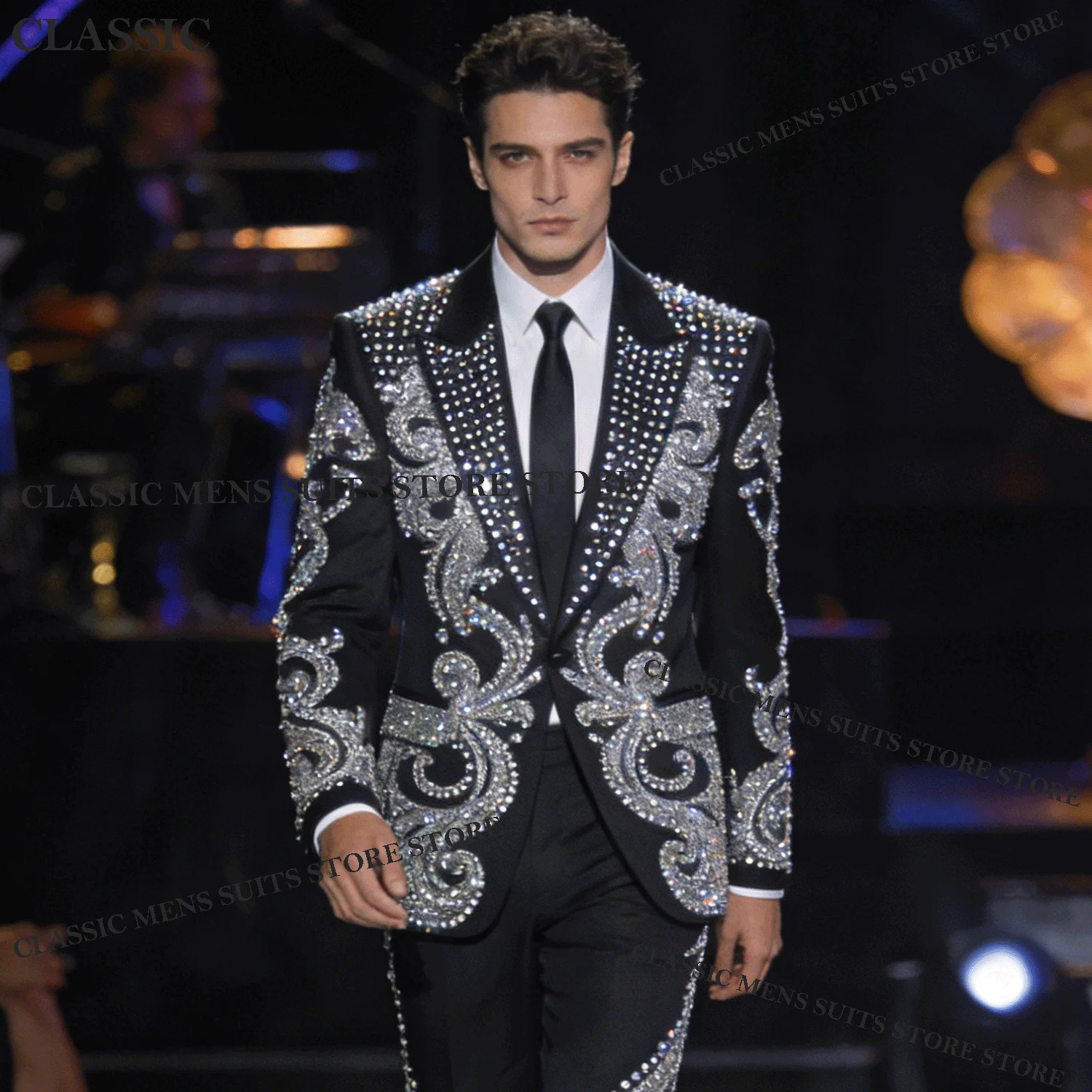 

Glittle Rhinestones Men Suits High End Beaded Groom Customized Tuxedos Slim 2 Pieces SetsFit Male Party Prom Blazer Ropa Hombre