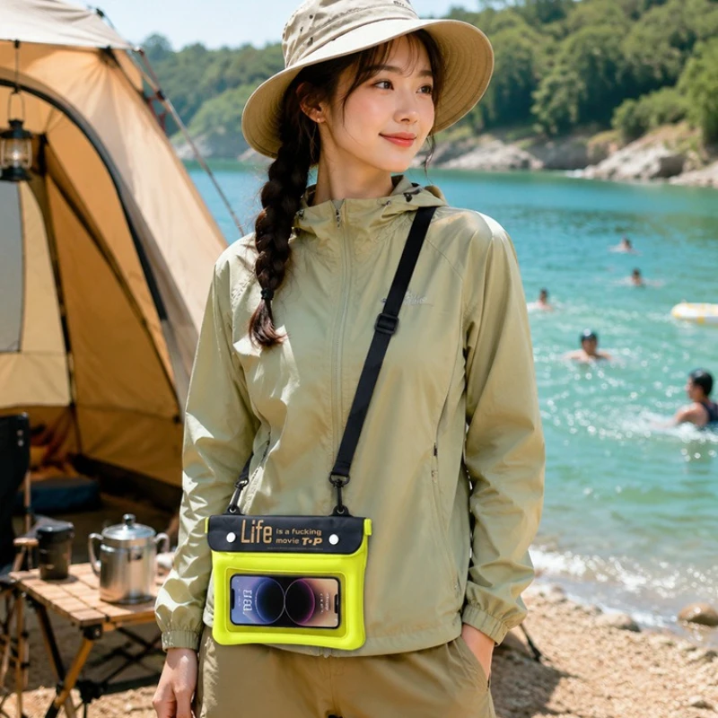 Waterproof Messenger Bag Large Capacity Touch Screen Mobile Phone Bag Swimming Rafting Outdoor Waterproof Bag IP67 Storage Bag