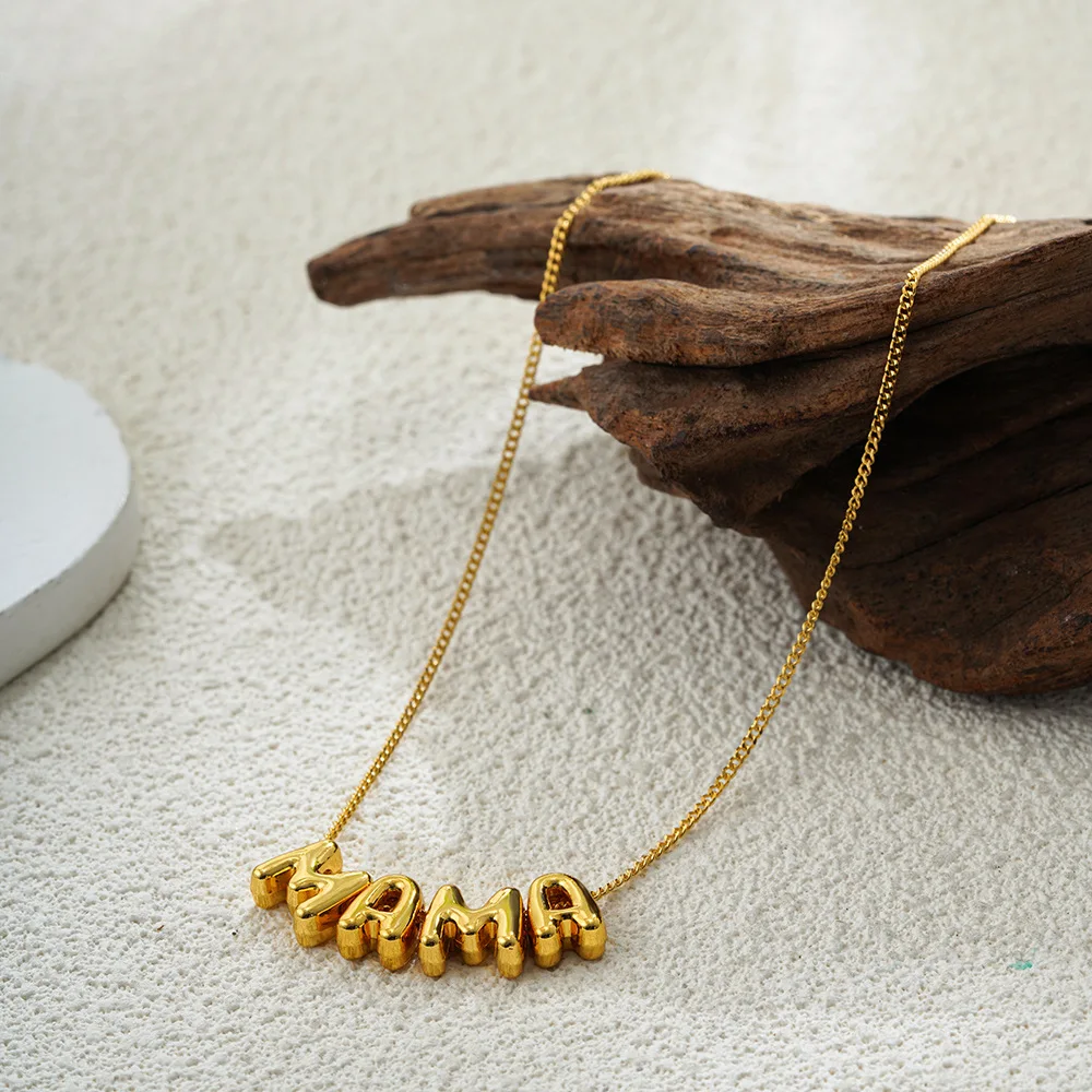 Trending Fashion Jewelry Gift for Mom Gold Plated MAMA Necklace with Silver Minimalist Letter Pendant Mothers Day